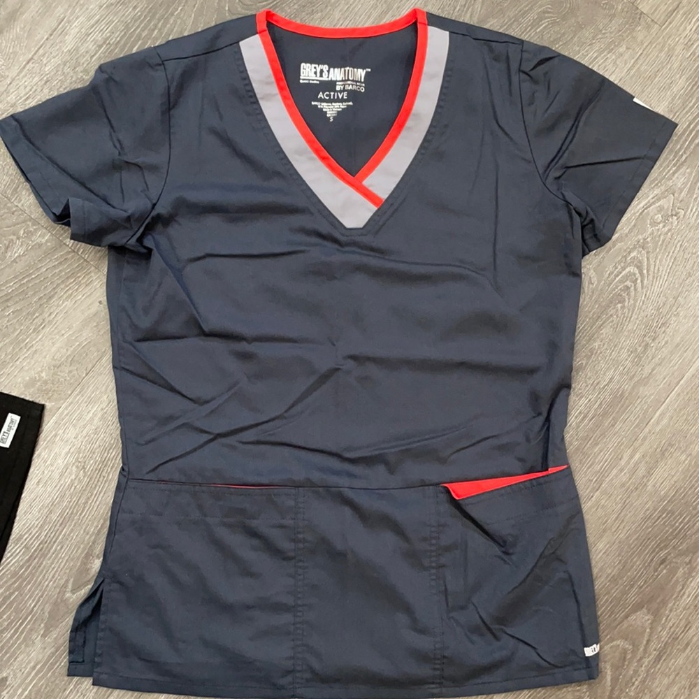 Greys anatomy scrub top